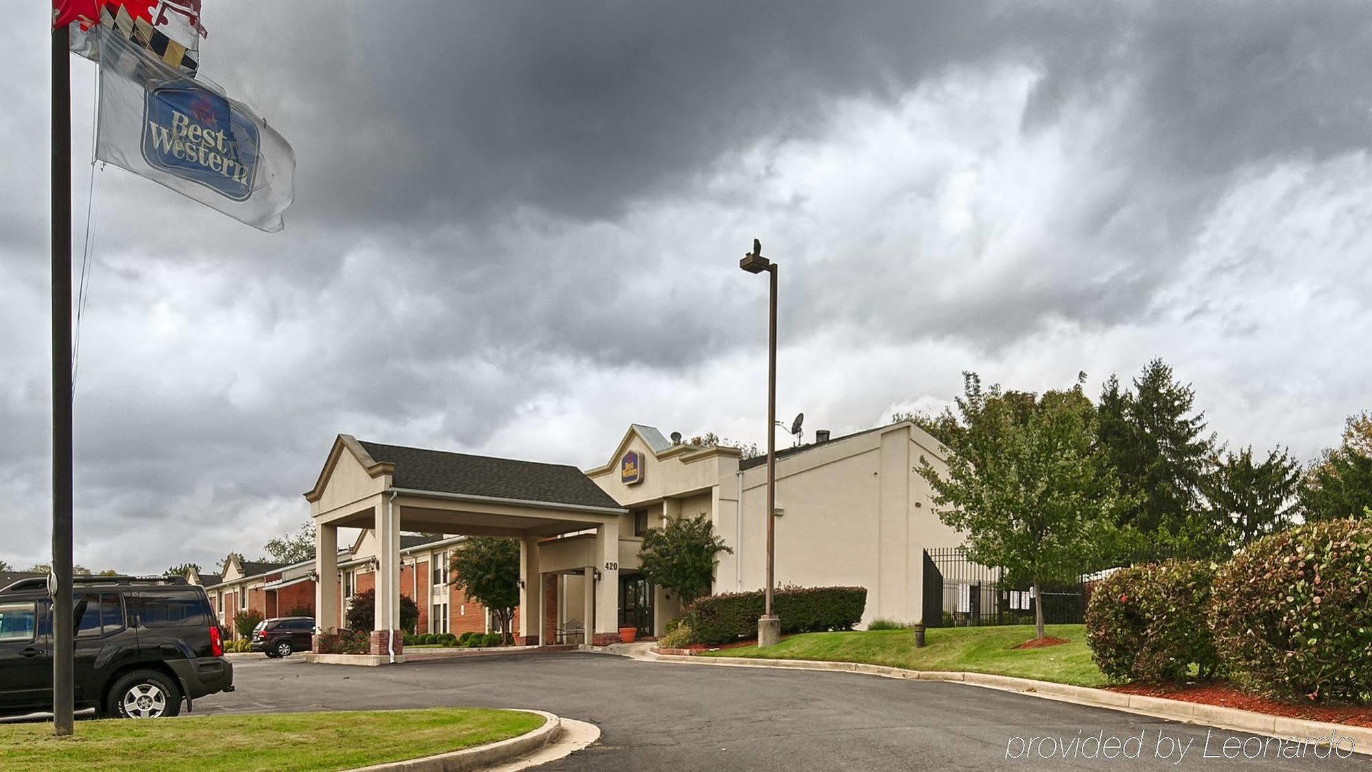 Best Western Historic Frederick Exterior photo